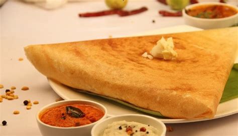  Masala Dosa: A Tangy and Crunchy Symphony on Your Taste Buds!